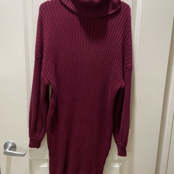 Maroon Sweater Dress with Cuffed Sleeves (M) - Picture 1 of 3